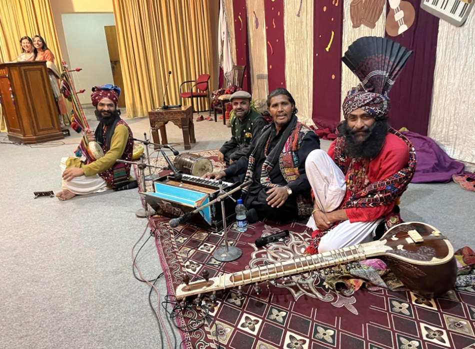Saien Wahid Buks Faqir (right), Sajid Ali Faqir and group performing at FJWU series. Rawalpindi, Feb. 2023